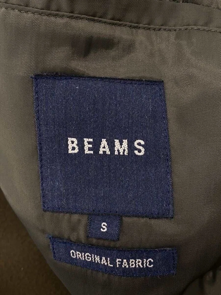 Casaco BEAMS cáqui S usado - Imagem 3 de 4
