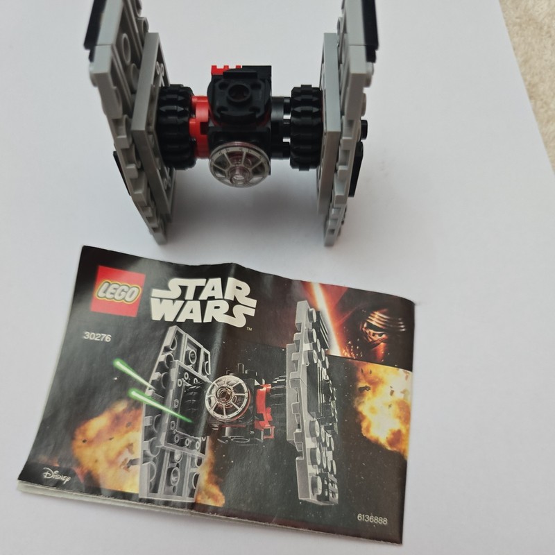 LEGO Star Wars: First Order Special Forces TIE fighter (30276)