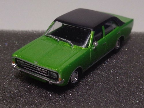 Busch H0 42017 Opel Record C verde metallizzato NUOVO & IMBALLO ORIGINALE - Foto 4 di 5