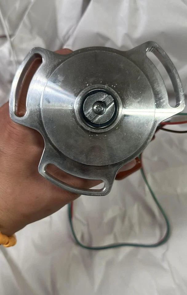 Distribuidor de 3 pernos de cabeza plana Mercury  Foto 2 de 3