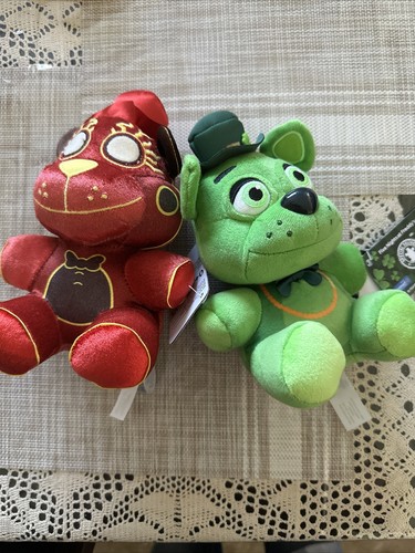 Funko FNAF Five Nights at Freddys Livewire Freddy & Shamrock Freddy Plush New