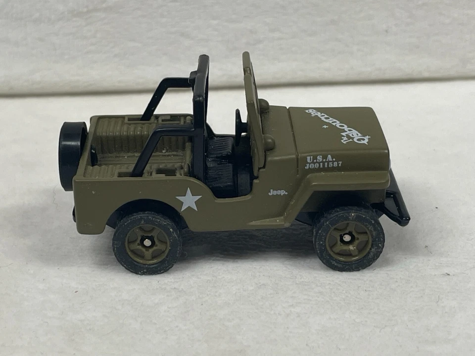 MATCHBOX MBX LOOSE RUBBER TIRES THE OSBOURNES LOT OF 4 JEEP ML 430 S500 LIMO - Image 4 of 4