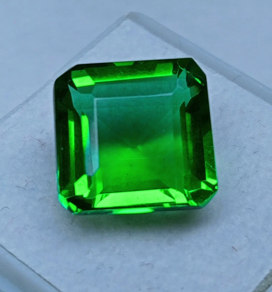 Maravillosa piedra preciosa suelta de topacio verde de 8-10 quilates corte cuadrado brasileño certificado EGL Foto 3 de 4