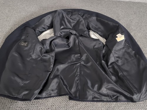 Michael Kors Macy's Men's Blazer Navy Blue Size 42S Short Wool Crested 2-Button - Picture 16 of 16