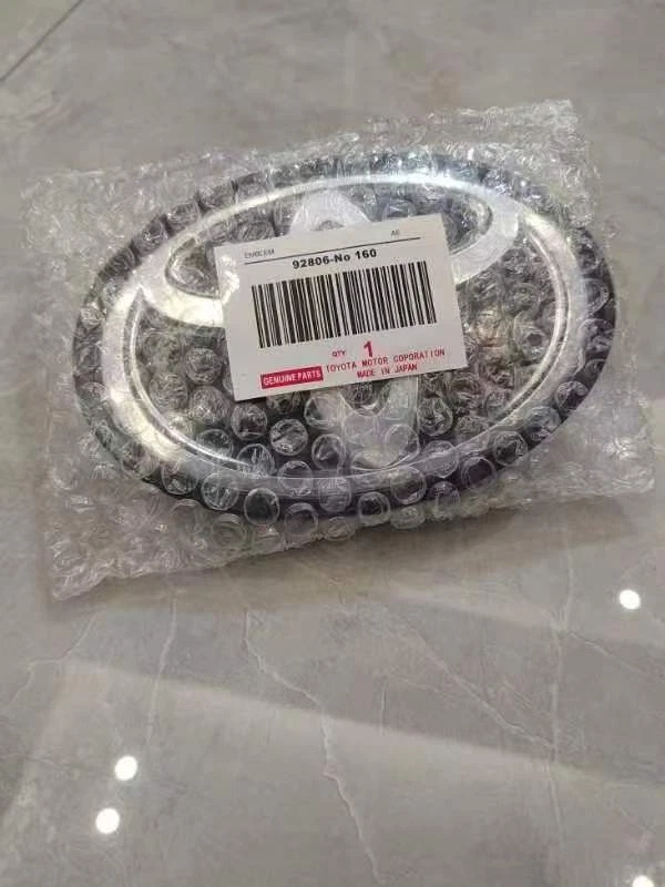 WITHOUT RADAR Toyota Sienna 2018 2019 2020 Front Grille Emblem LogoOriginal Foto 3 de 3