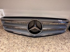 2013 Mercedes-Benz C250 Front Grille Assembly...