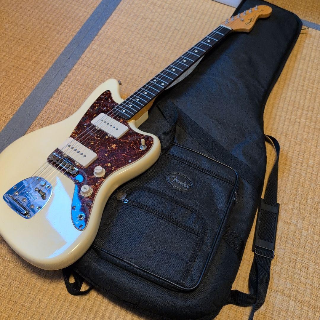 ギター Fender American vintage 1 jazz master Fender American Vintage '62 Jazzmaster - 3-Color Sunburst