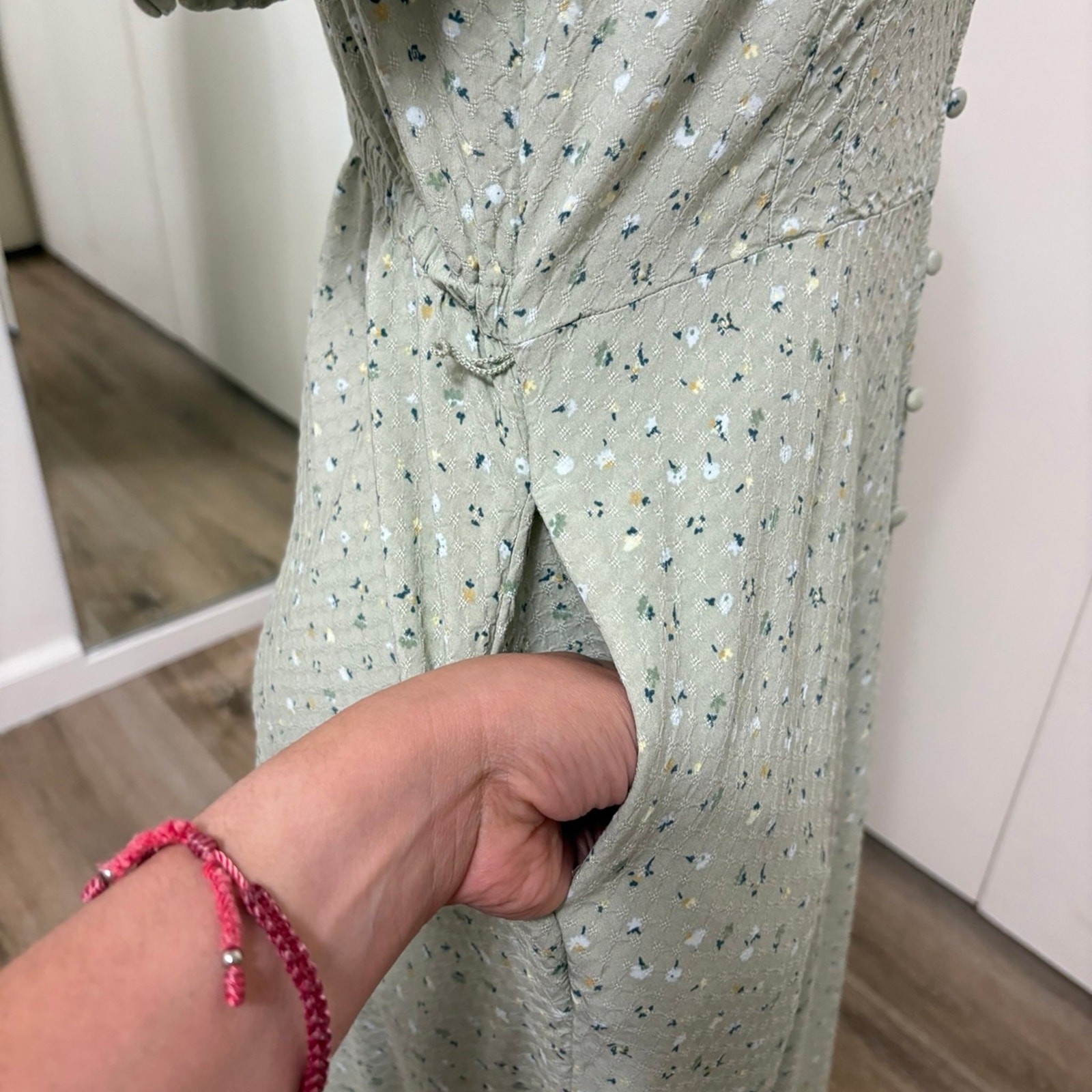 Universal Thread Green Button-Front Puff Sleeve M… - image 4