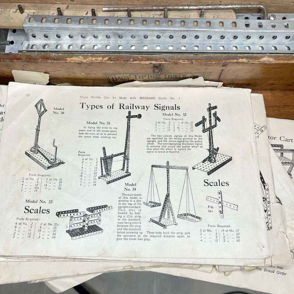 Juego de montador antiguo vintage de los años 20 piezas caja de madera grande Meccano - SOLO PIEZAS Foto 3 de 4