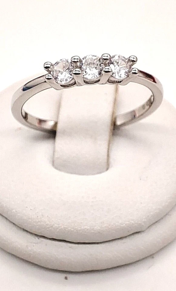 Anello donna TRILOGY in Argento 925 con zirconi brillante rodiato oro bianco . - Immagine 4 di 4