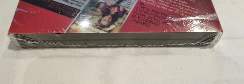 V For Vendetta 4K UHD Limited Edition Mondo Steelbook - Image 4 of 4