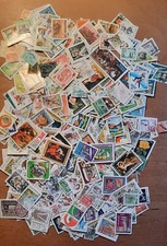 lot n° 013 collection lot plus de 700 timbres non triés de" HONGRIE "