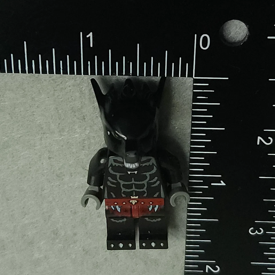 LEGO Leyendas de Chima Wilhurt Minifigura loc015 Guerrero Cinturón Rojo Armadura Gris Foto 4 de 4