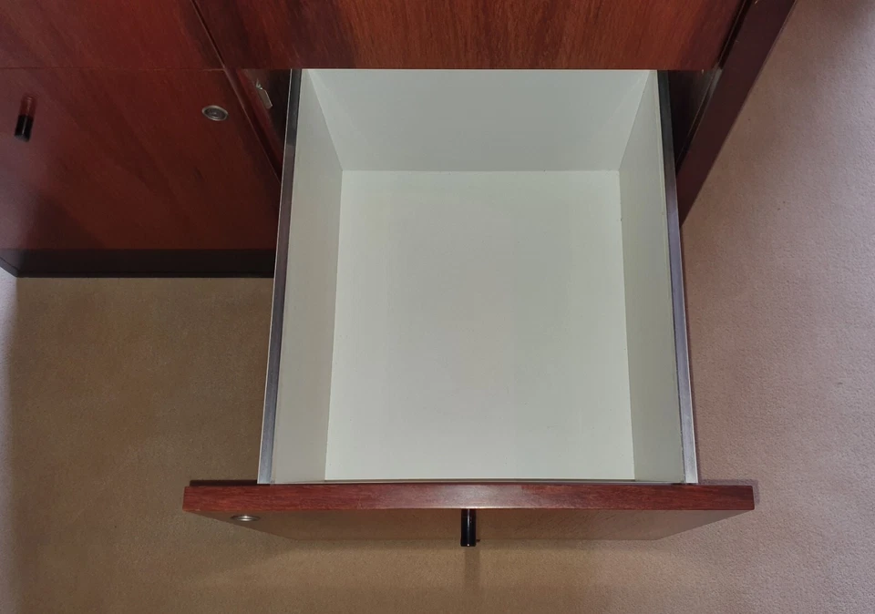 Filing Cabinet Jarrah Timber 4 Drawers Excellent Condition - image 4 of 4