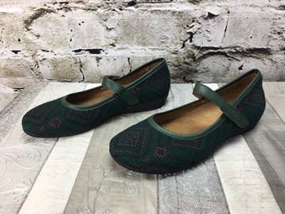 taos mary jane shoes