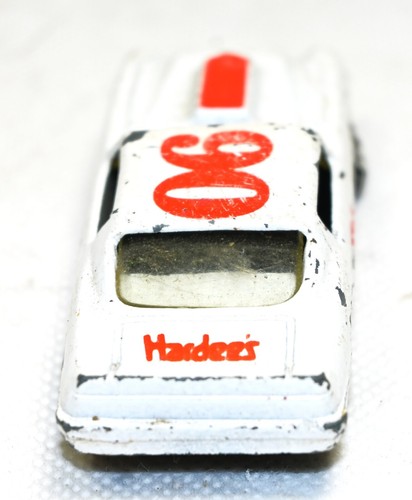 Coche de juguete Chevy Camaro Hardees Road Runner 1980 de colección - réplica vintage - Imagen 2 de 5