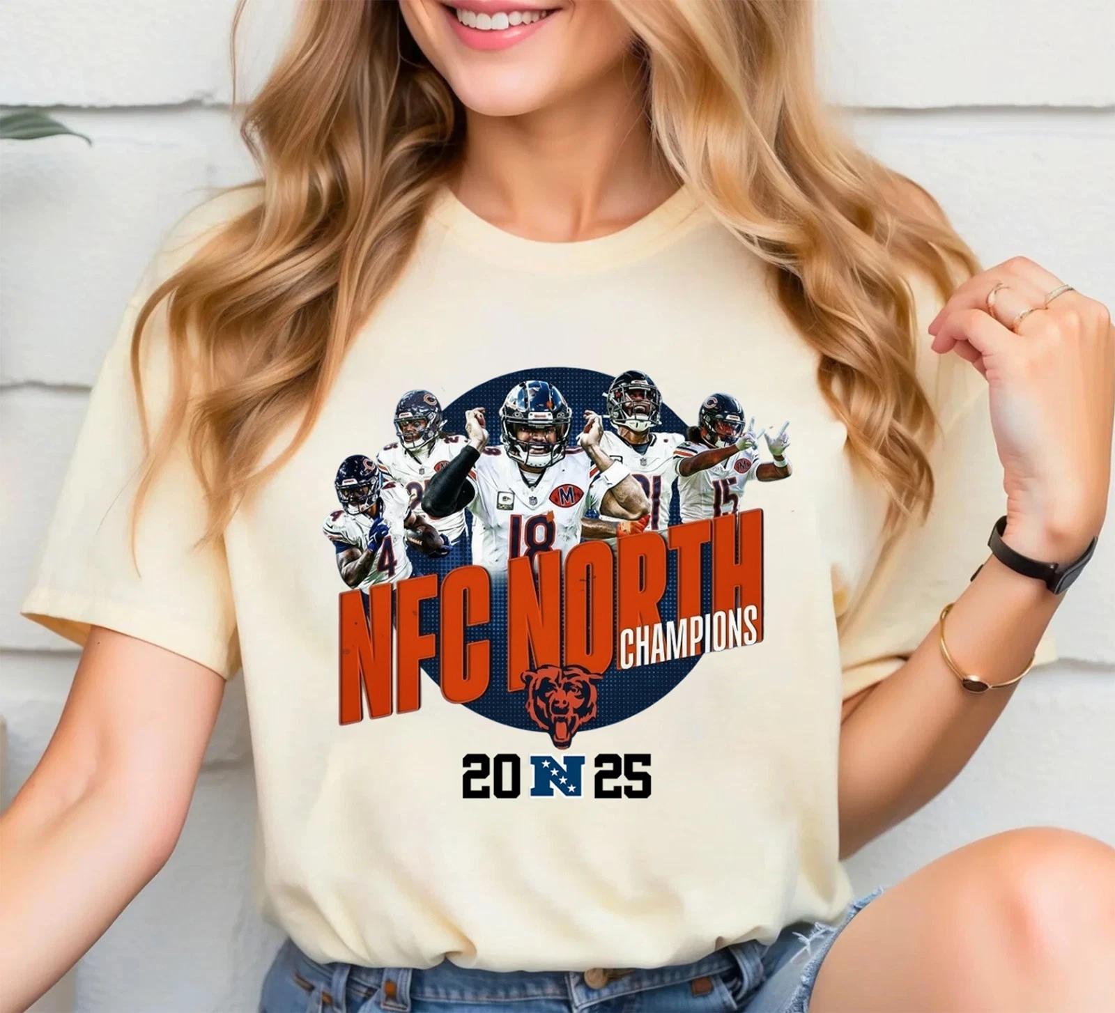 Chicago Bears 2025 NFC North Division Champions T-Shirt