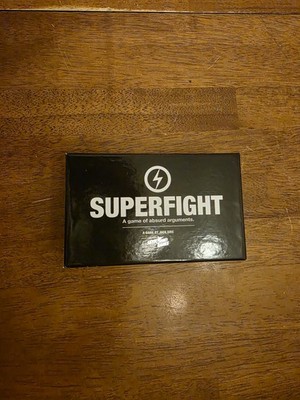 SuperFight The Card Game of Absurd Arguments 500 Card Complete - Skybound