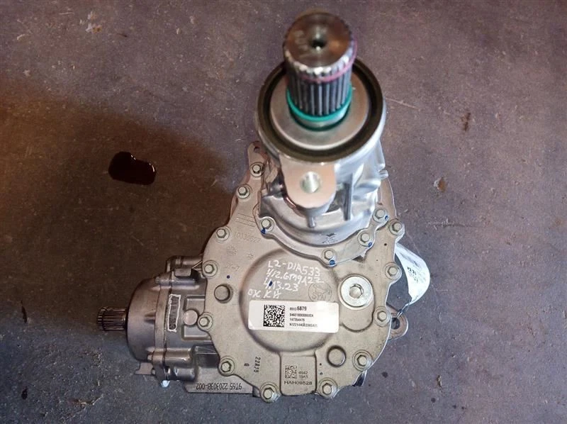 Estuche de transferencia desde 2022 GMC ACADIA 3,6 L AL 9542737 Foto 2 de 4