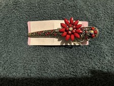 Beautiful Rhinestone and Gold Toned 4" Hair clip