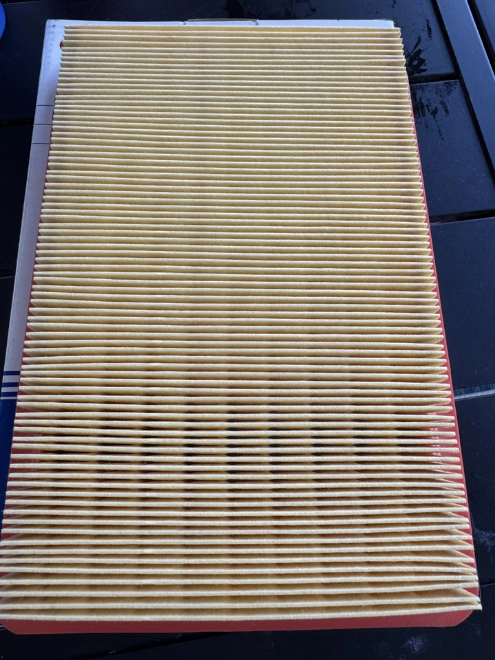 Filtro de aire Carquest 88318 para Hyundai Elantra 1996-2000, 97-01 Tiburon Foto 3 de 4