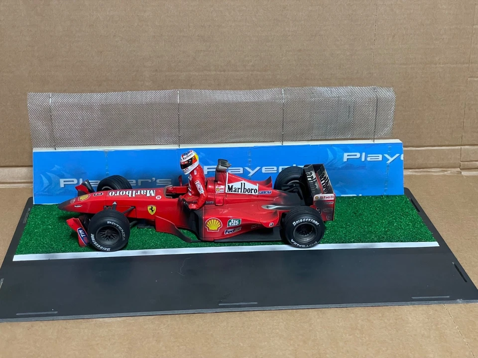 1:18 Schumacher  F399 GP Kanada-Crash  "Wall of Champions" - Bild 2 von 4