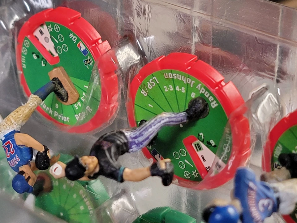 Juego MLB Sportsclix 2004 por Wizkids jugadores de béisbol estuche de 199 estrellas y patio Foto 4 de 4