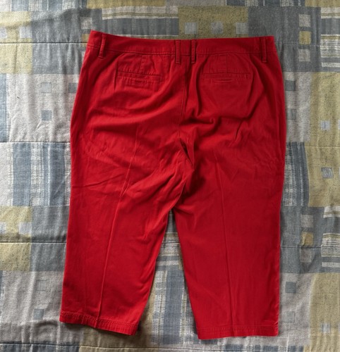 St Johns Bay Red Capris Women's Pants Sz 20W - Picture 2 of 18