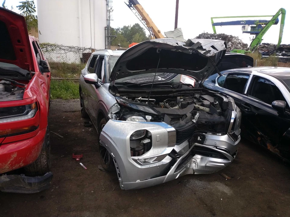 2022 Mitsubishi Outlander Speedometer Gauge OEM Silver 32K Miles NJ25-20725 - Image 4 of 4