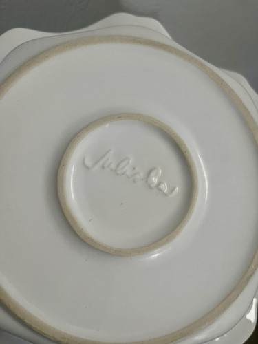 Juliska Ceramics Berry and Thread Whitewash Soup Pasta Bowl - Picture 3 of 4