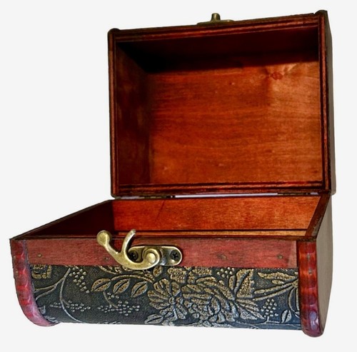 Vintage Style Wood Decorative Treasure Chest Storage Jewelry Trinket Box NEW - Picture 9 of 10