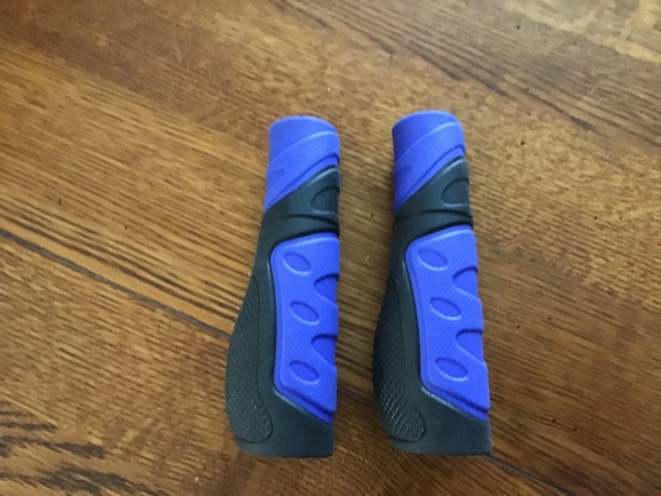 BICYCLE BMX, CRUISER, ATB, MOUNTAIN BIKE BLUE SOFT FLANGE HANDLEBAR BAR GRIPS🔥 - Image 2 of 3