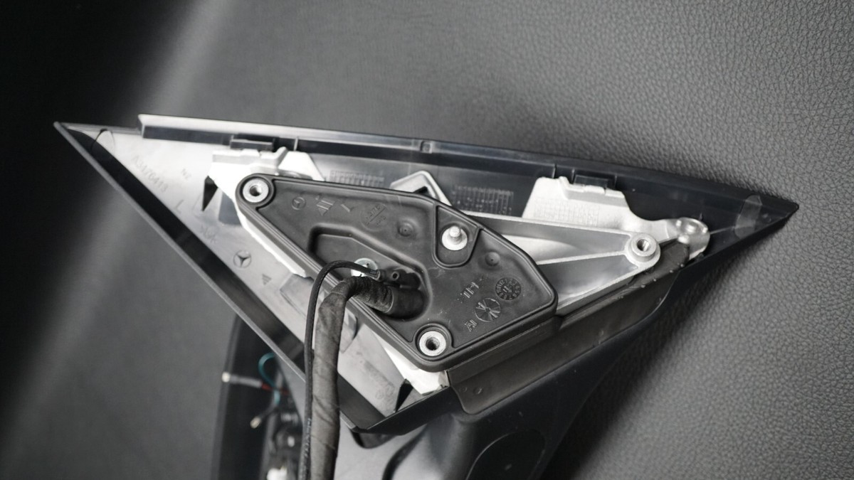 OEM MERCEDES BENZ GLC W253 X253 C253 LEFT WING MIRROR FRAME RHD 