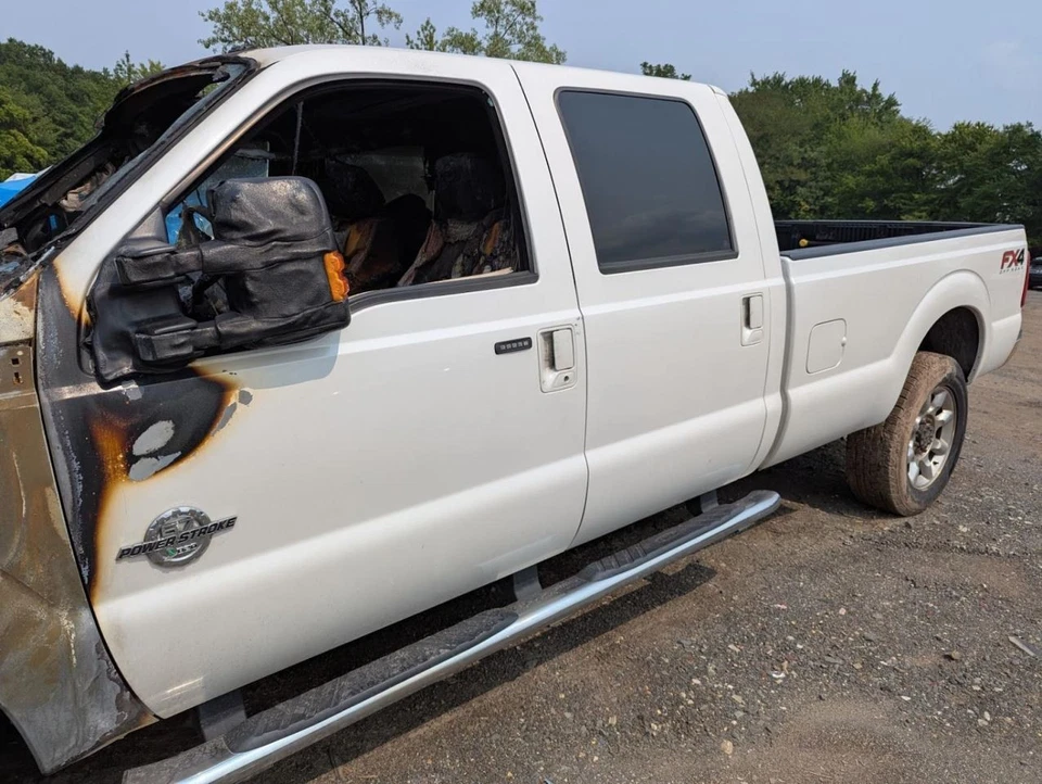 (LOCAL PICKUP ONLY) Passenger Rear Side Door Crew Cab Fits 13-16 FORD F250SD PIC Foto 4 de 4