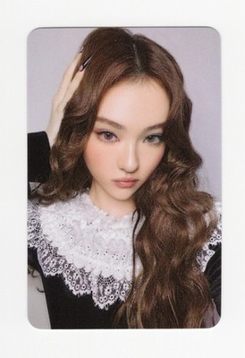 MEOVV - 2nd EP BITE NOW [HELLOLIVE] Photobook PREORDER EXCLUSIVE