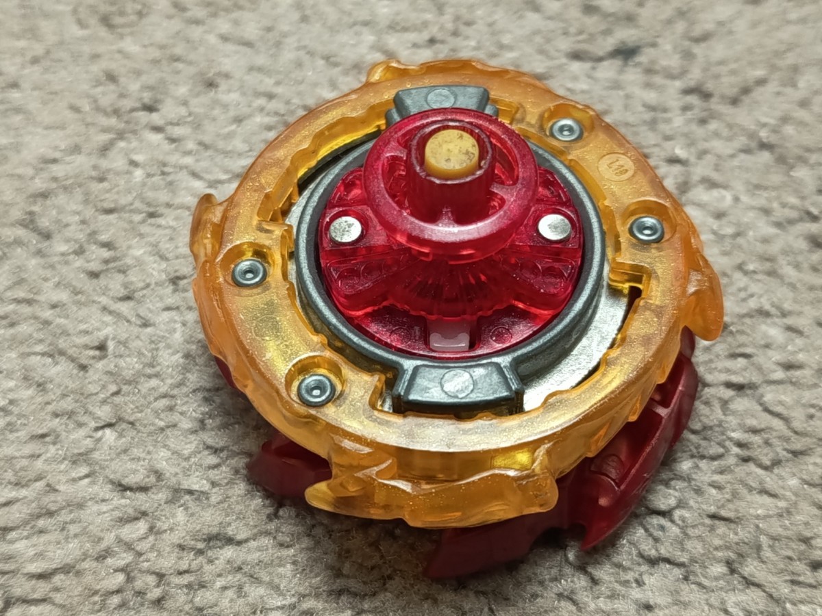 Super Hyperion Xceed 1A Silver Superking Battle Set Beyblade