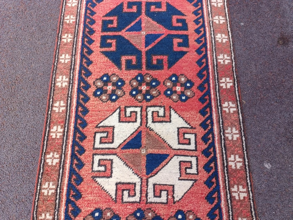 Vintage Handwoven Tribal Runner Rug, Wool, Moroccan-Inspired Design (2x9.7 ft) - Image 3 of 4