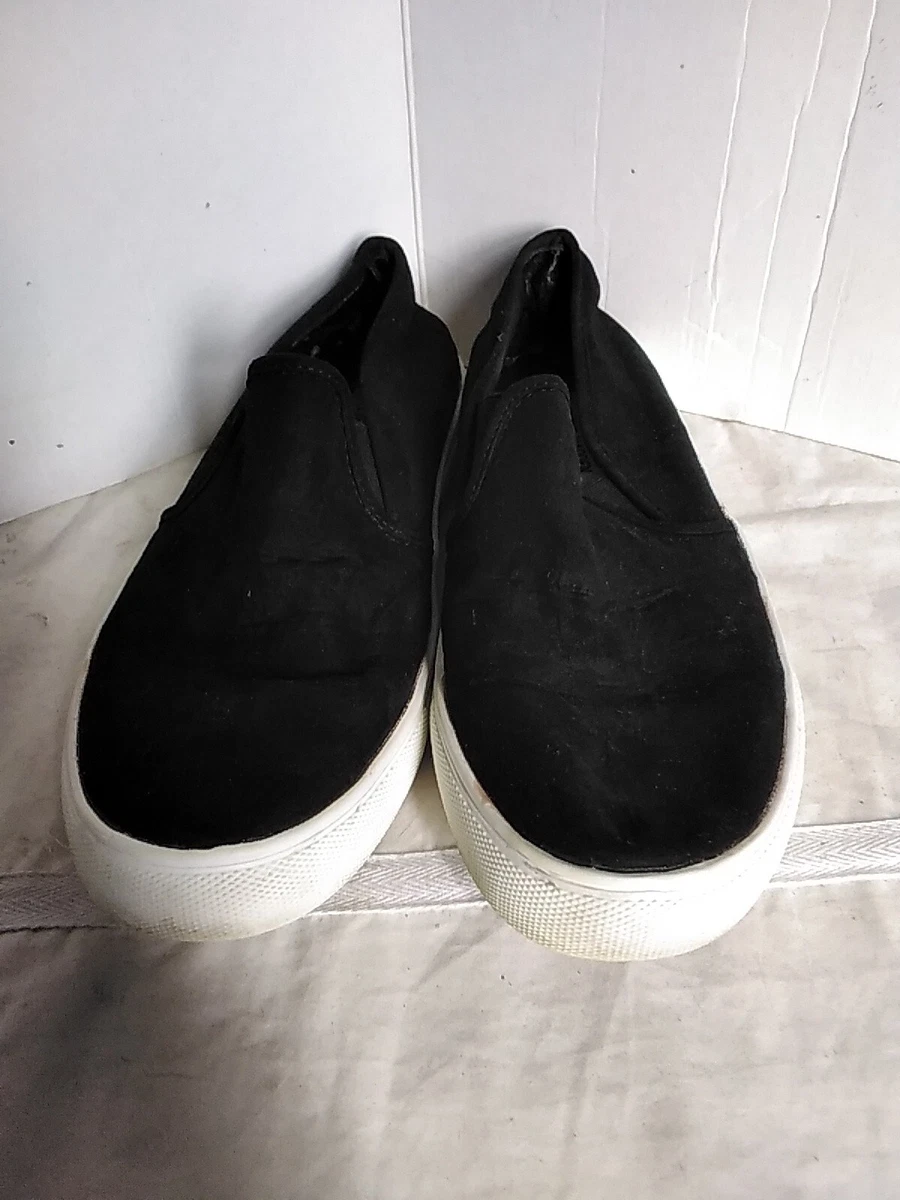 Steve madden slip hotsell on black shoes