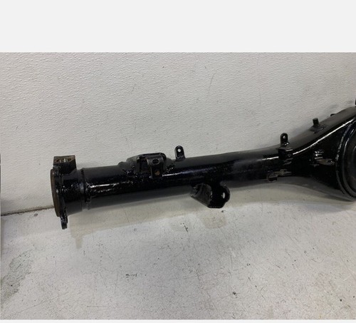2004-2006 Toyota Tundra Crew Cab rear axle diff differential housing BARE 4x2 - Picture 4 of 5