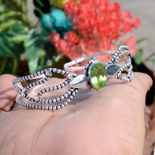 Faceted Peridot Gemstone Bangle 925 Sterling Silver Beautiful Crafted Bracelet - Picture 8 of 12