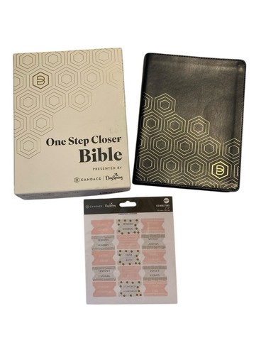 One Step Closer BIBEL Candace Bure NLT Dayspring Buch Register Etikett Leder marineblau