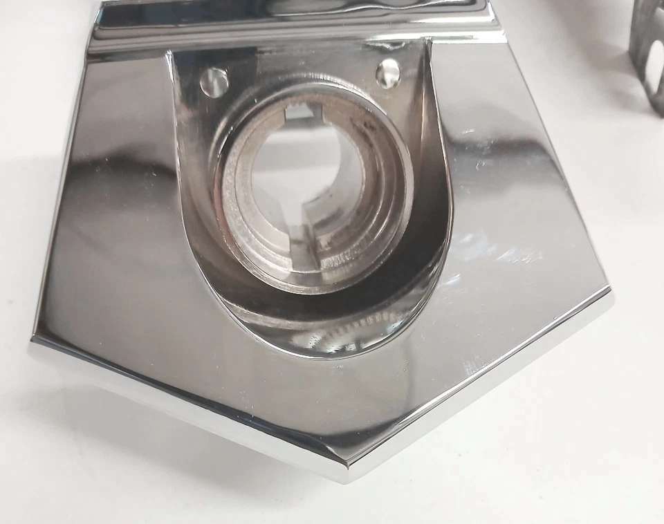 New 1965 1966 Ford Thunderbird Hardtop Trunk Lock Cover and Housing assembly - Image 2 of 4