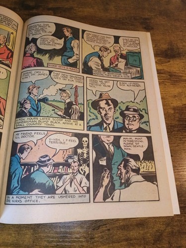 Famous 1st Edition Whiz Comics Oversized Reprint F-4 1974 DC Comic Book Vintage - Picture 11 of 12