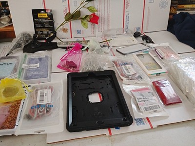 Lot Of 25 Random Junk Draw Estate Sale Items Misc See Photos T6#14