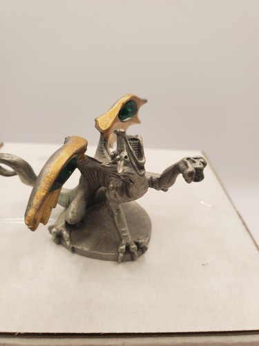 Guter Zustand geflügelte Eidechse Ray Lamm Fantasy Zinn grün Gem 1984 Mini 2" - Bild 5 von 8