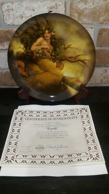 The Four Ancient Elements '' Earth '' Collector's Plate. 1984. Original Box and...
