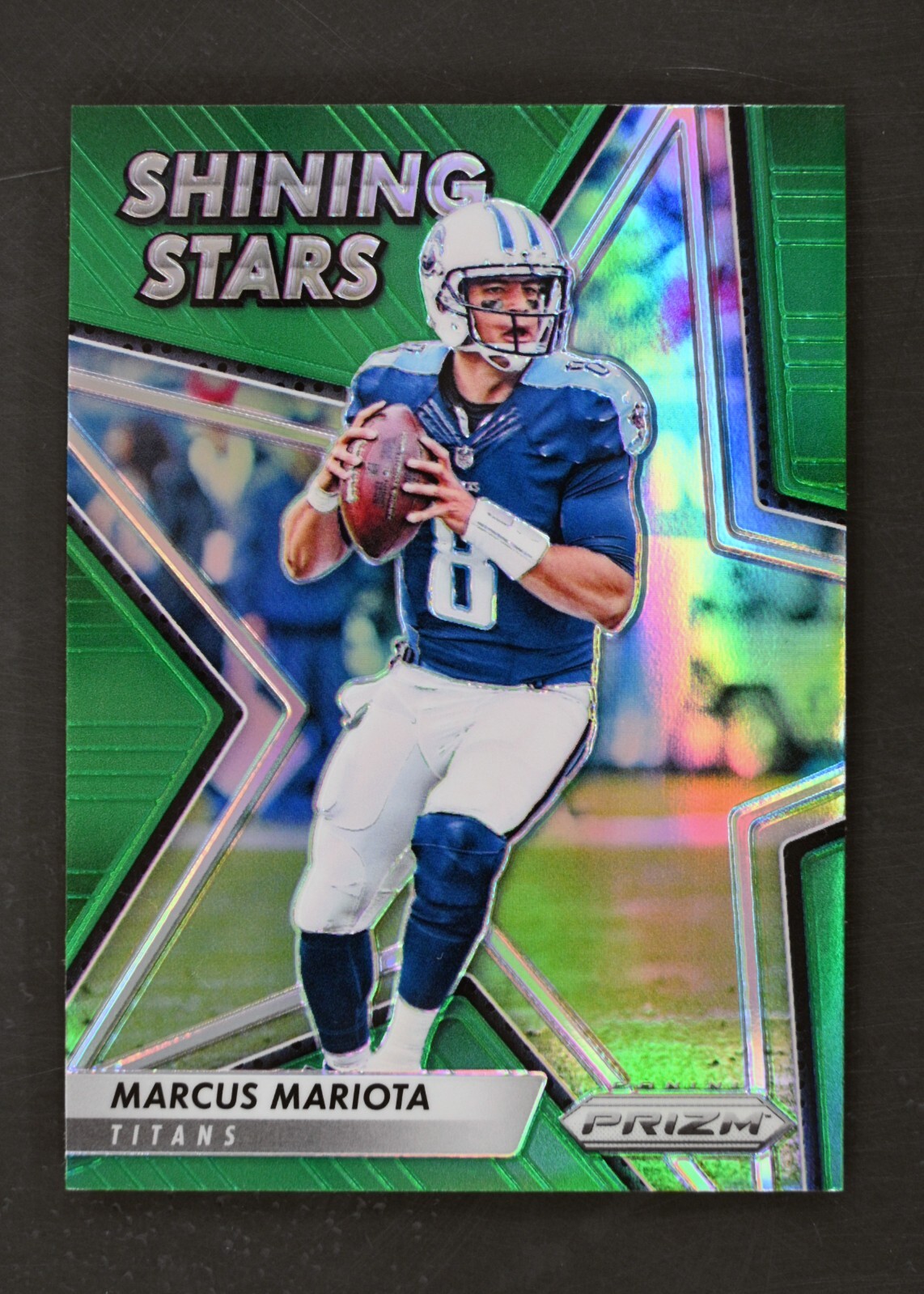 2016 Panini Prizm #18 Marcus Mariota Shining Stars Green Prizm Tennessee