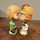 Rare vintage Green Bay Packers, kissing pair bobble heads Japan NFL
