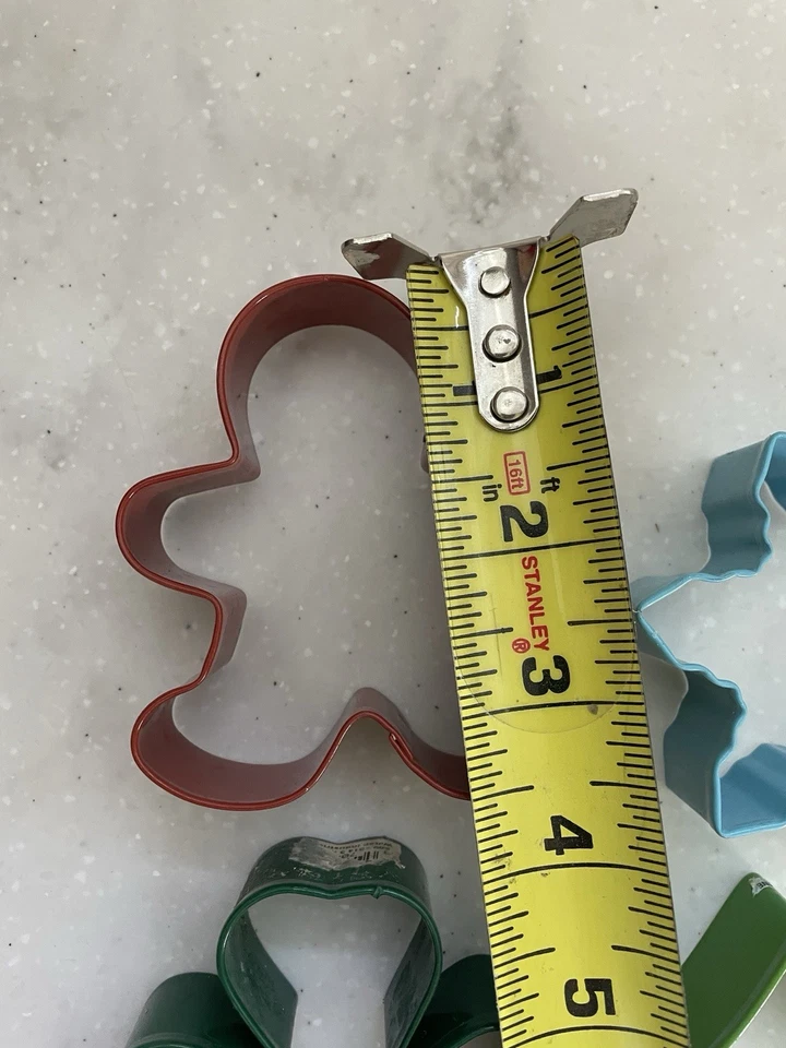 Juego de 4 cortadores de galletas copo de nieve pan de jengibre hombre trébol de pino  Foto 4 de 4