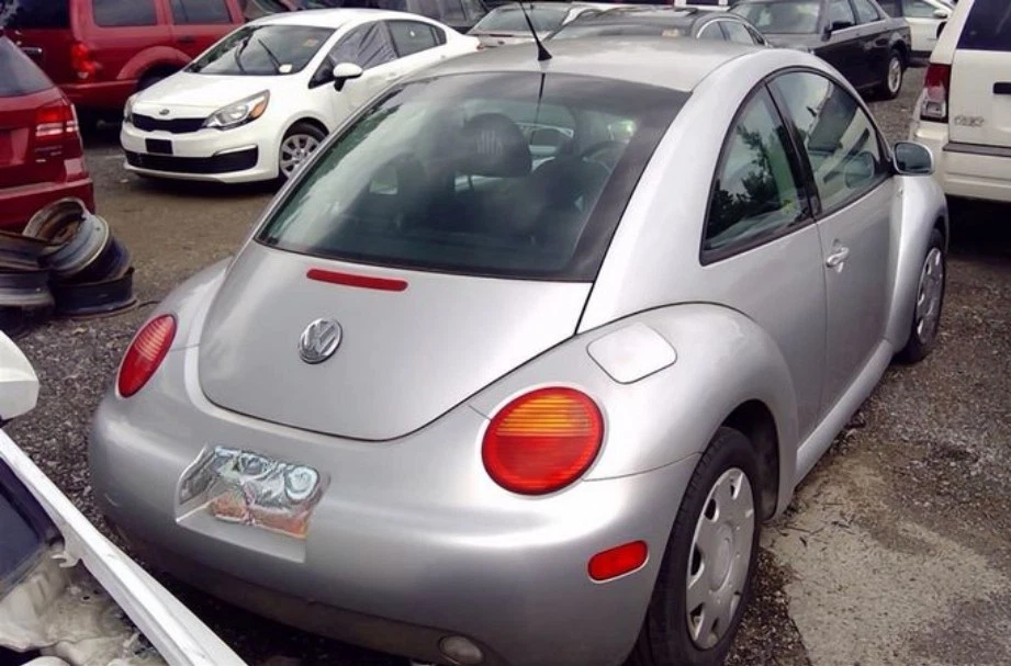 2000-2003 Volkswagen Beetle RH Passenger Side View Mirror Door Assembly SIL OEM Foto 4 de 4